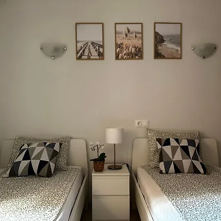Ground Floor Punta Prima Looking At The Pool Apartment Alicante